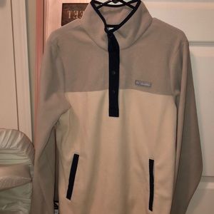 Columbia quarter button up